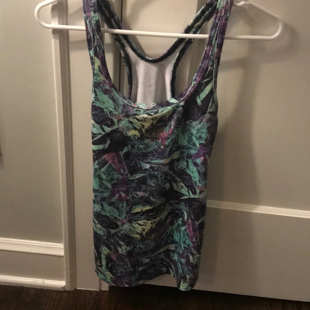 Lululemon multicolored tank, size 6.